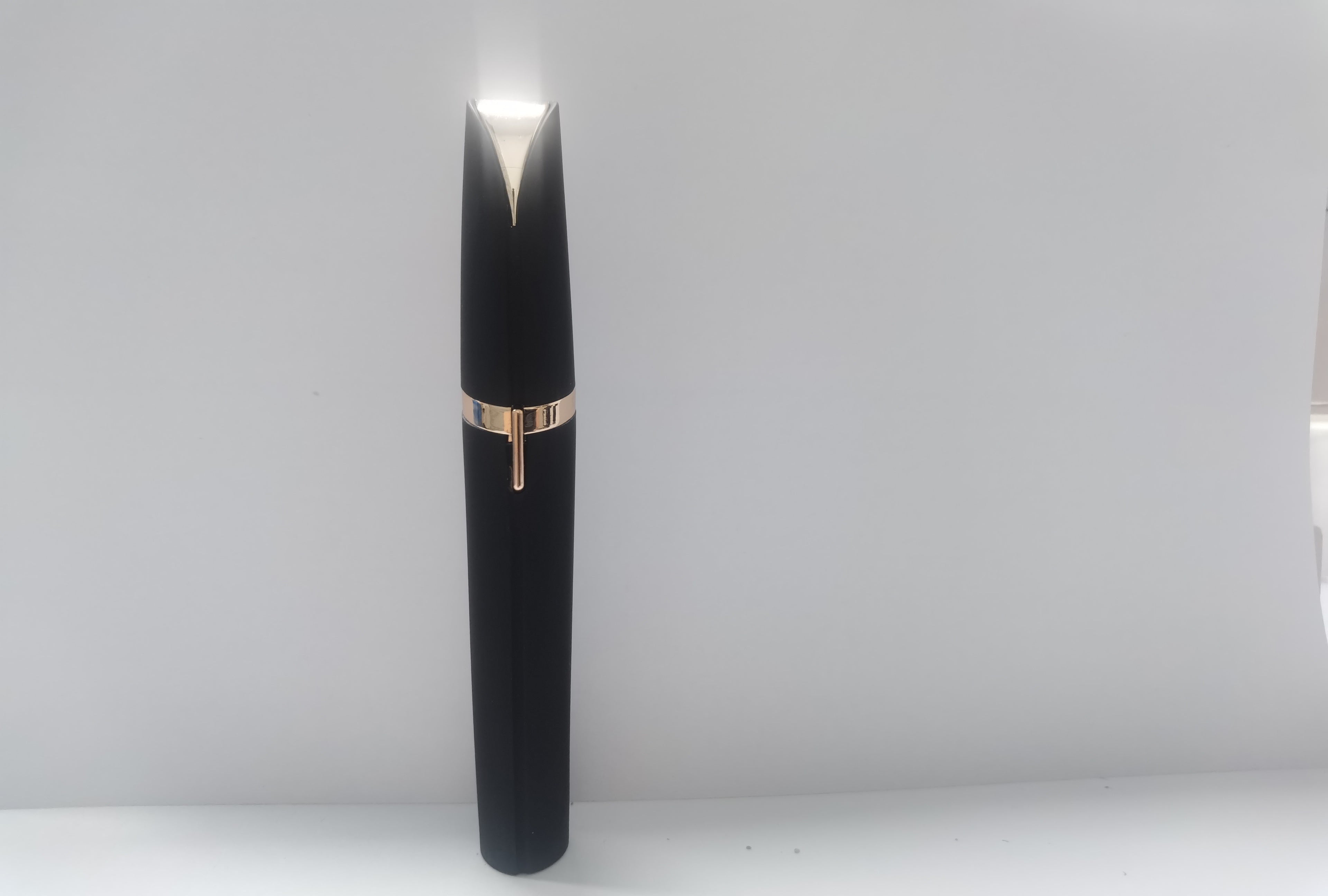 Best Mini Electric Eyebrow Trimmer Lipstick Brows Pen Hair Remover Painless Razor Epilator with LED Light