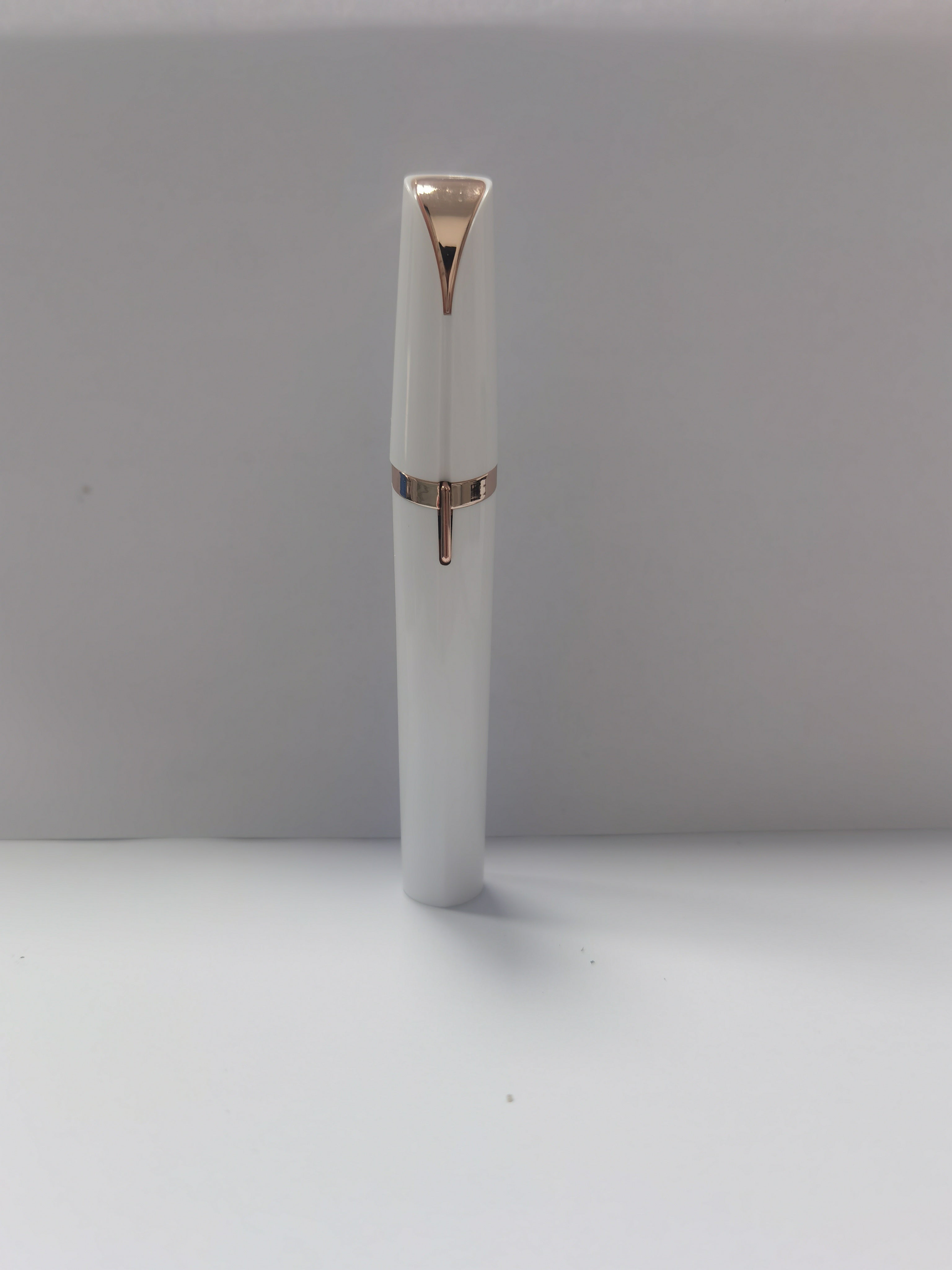 Best Mini Electric Eyebrow Trimmer Lipstick Brows Pen Hair Remover Painless Razor Epilator with LED Light